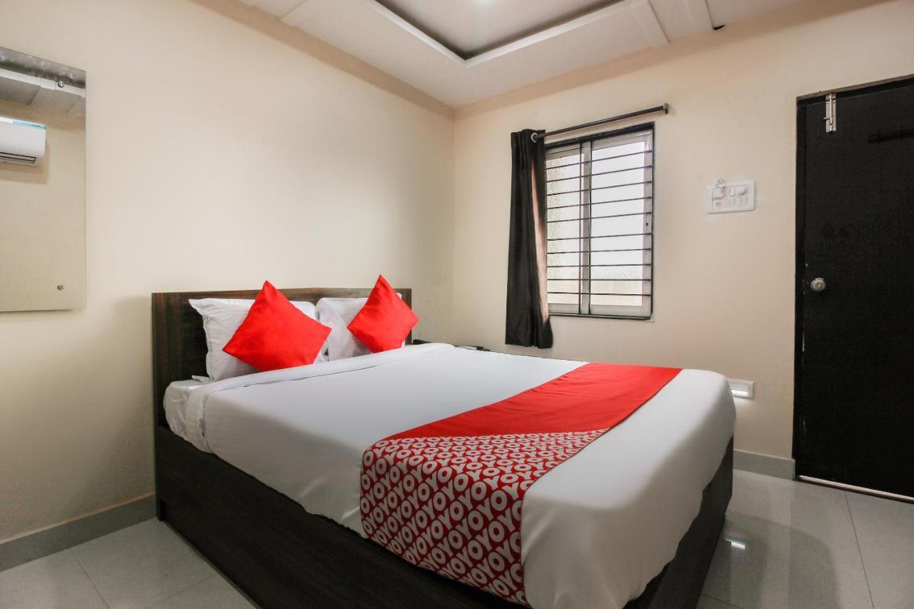 Oyo 66942 Venus Residency Hotel Lalaguda Exterior foto